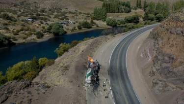 El accidente ocurrió en la ruta 237, a la altura de Villa Llanquín. Foto: archivo Marcelo Martínez