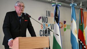 Cortés impugnó la ordenanza que le impide eludir los llamados a licitación