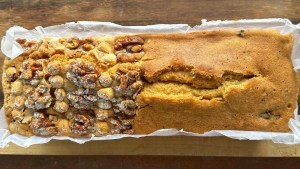 Budín otoñal al whisky con trozos de chocolate amargo