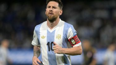 Messi no pudo estar en Argentina pero felicitó a sus compañeros por redes sociales.
