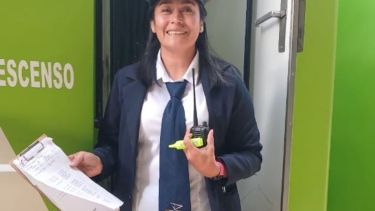 Elisabeth Carmen tiene 41 años y desde hace 18 trabaja en el Tren Patagónico. Foto: gentileza