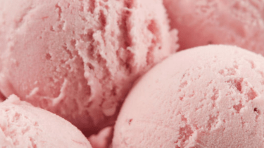 ¡Una pavada!: La receta de helado de frutilla de Maru Botana super fácil de hacer