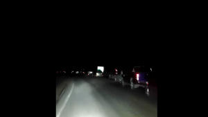 Video | Enorme fila de autos para ir a Chile desde Neuquén: duermen en la ruta a la espera de que abra Pino Hachado