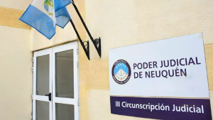 Con un desarmadero ilegal, vendían autopartes por Facebook: quedaron imputados en Zapala