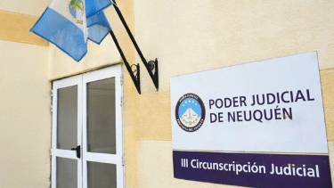 Con un desarmadero ilegal, vendían autopartes por Facebook: quedaron imputados en Zapala