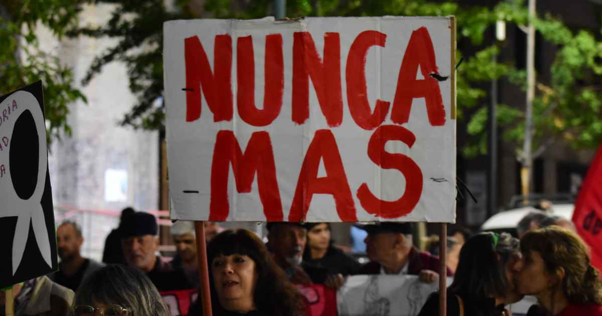 Masivas marchas en Neuquén y Río Negro por el Día de la Memoria y ...