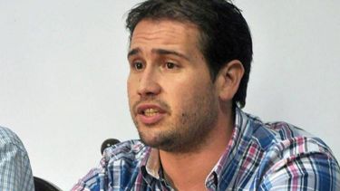 De panqueques y marionetas: el peronismo de Chubut no paga “traidores”