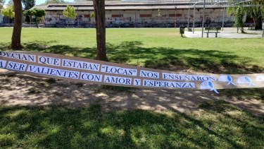 El recuerdo del último acto, con el homenaje a las Madres y Abuelas de Plaza de Mayo - Foto: Facebook Museo Cinco Saltos Oficial. 