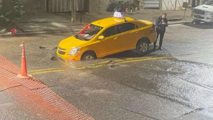 Socavón en Neuquén: cómo se formó el enorme pozo en el que cayeron un hombre y un taxi, ¿puede volver a pasar?