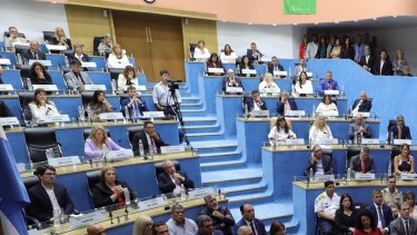 Hacienda remitió el informe de la deuda a la Legislatura por un pedido de informe parlamentario. Archivo