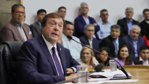 Weretilneck: Que la diversidad y la democracia sean más importantes que nunca