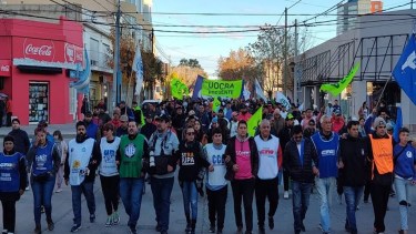 La Multisectorial Alto Valle marchará este miércoles junto a las centrales sindicales: «Contra el ajuste»