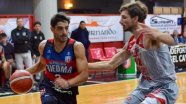 Nico Paletta fue uno de los destacados en la cómoda victoria del quinteto rionegrino. (Fernando Oyola)