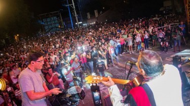 La ciudad con las mejores peñas, paisajes y gastronomía regional