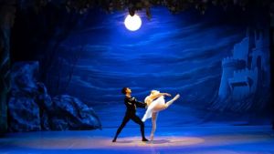 Agenda cultural en Neuquén y Río Negro: teatro, cine y música en vivo hoy viernes 25 de abril