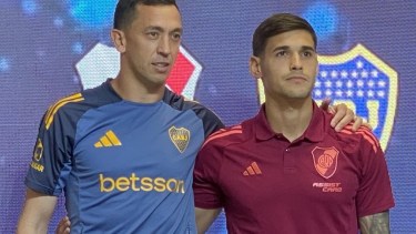 Agustín Marchesín y Lucas Martínez Quarta, juntos en la previa del Superclásico del domingo en el Monumental.