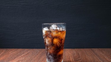 Cómo preparar una Coca-Cola casera 100% natural en simples pasos