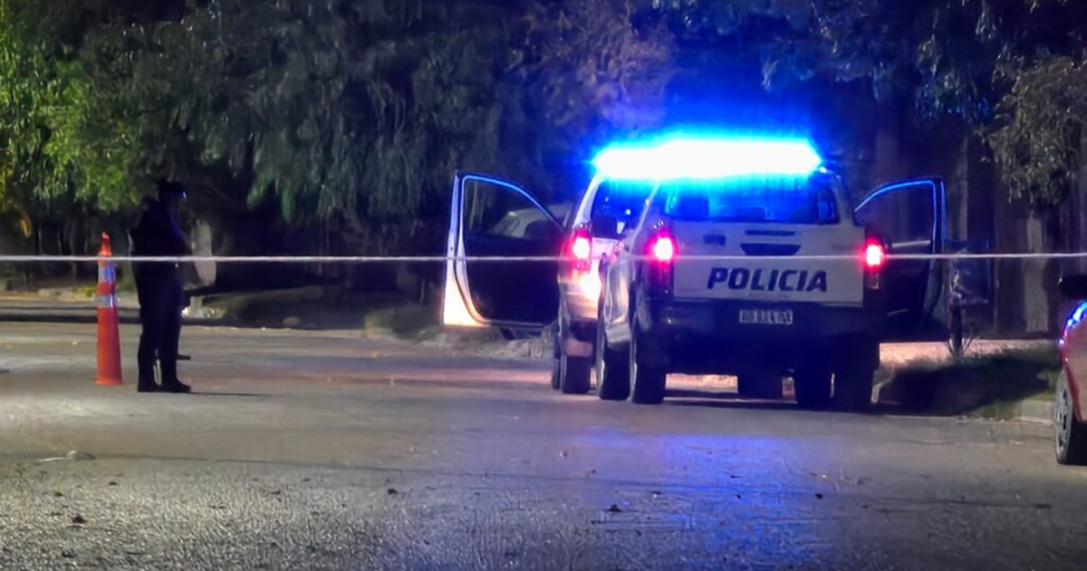 Descubren un cuerpo calcinado en Centenario y se investiga su identidad