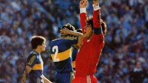 La historia real del «gordito» Maradona y los cuatro goles al Loco Gatti 