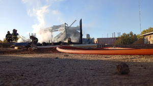 Evacuaron a dos niñas de 4 meses y 4 años por un terrible incendio en su casa de San Patricio del Chañar