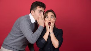 No es Libra, tampoco Capricornio: cuáles son los signos más chusmas del horóscopo 