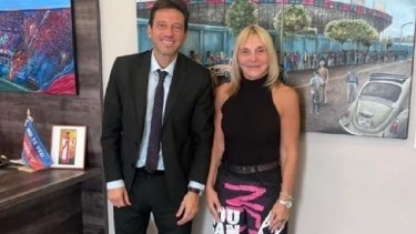 Moretti, presidente de San Lorenzo, junto a Scottini.