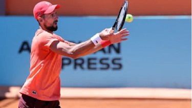 Novak Djokovic está teniendo una muy floja gira sobre polvo de ladrillo.
