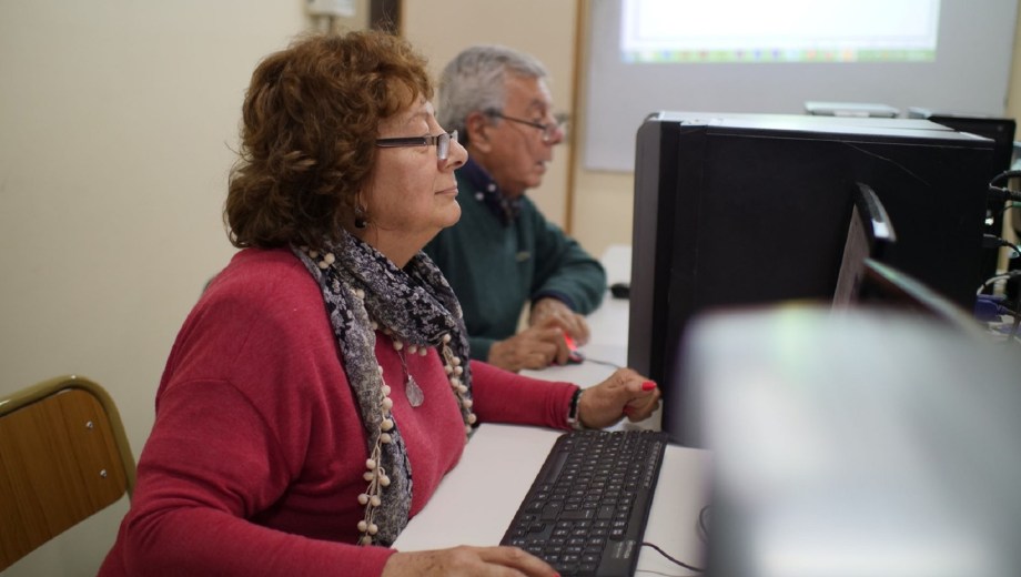 Cursos UPAMI en la UNRN.