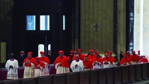 Comienza la transición papal y los preparativos del cónclave con el secreto absoluto como norma
