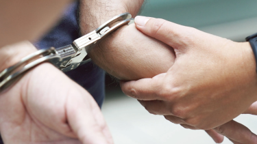 El imputado continuará detenido, al menos, hasta la audiencia de control de acusación prevista para mayo.