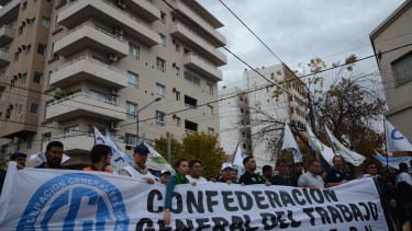Hay paro de la CGT este jueves, ayer hubo marchas. Foto: Juan Thomes. 