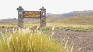 Pilas, vidrios y plásticos: la campaña anti contaminación que atrapó a los pobladores del parque Tromen de Neuquén