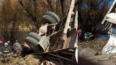 Murió un camionero en un vuelco cerca de Junín de los Andes: se quedó sin frenos entre las rutas 23 y 60. Foto: gentileza.