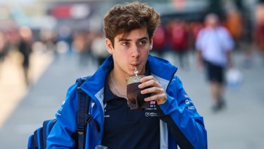 Franco Colapinto tuvo que elegir entre Maradona y Messi, y sorprendió con su respuesta.