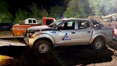 El conductor de una camioneta oficial alcoholizado. Foto: gentileza FM Patagonia.