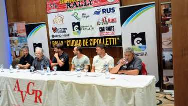 Autoridades locales, dirigentes y referentes del rally regional participaron del lanzamiento del Rally Ciudad de Cipolletti.