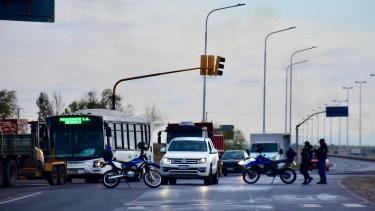 Video | Se levantó el corte en la Ruta 7: Cerámica Neuquén amenaza con «una medida fuerte» para la semana que viene