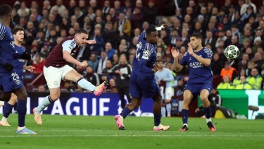 Aston Villa le gana a PSG y sueña con la clasificación en la Champions League.