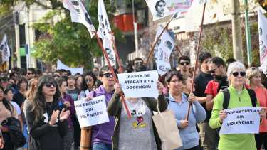 Video | Marcha multitudinaria en Neuquén: se normalizó el tránsito tras el paso de ATEN, ceramistas y hospitalarios