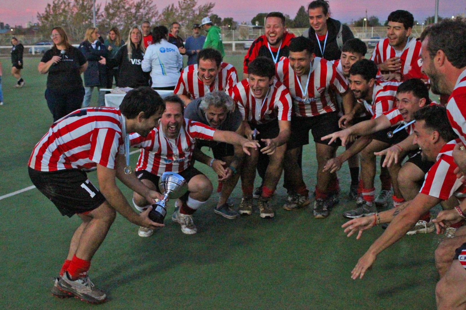 Independiente de Neuquén salió campeón en damas y masculino. (Foto: Prensa Independiente de Neuquén)