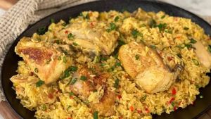 Arroz con pollo, la receta ideal para pasar los días de frío