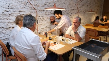 En este restaurante la inclusión de personas neurodivergentes es el plato fuerte