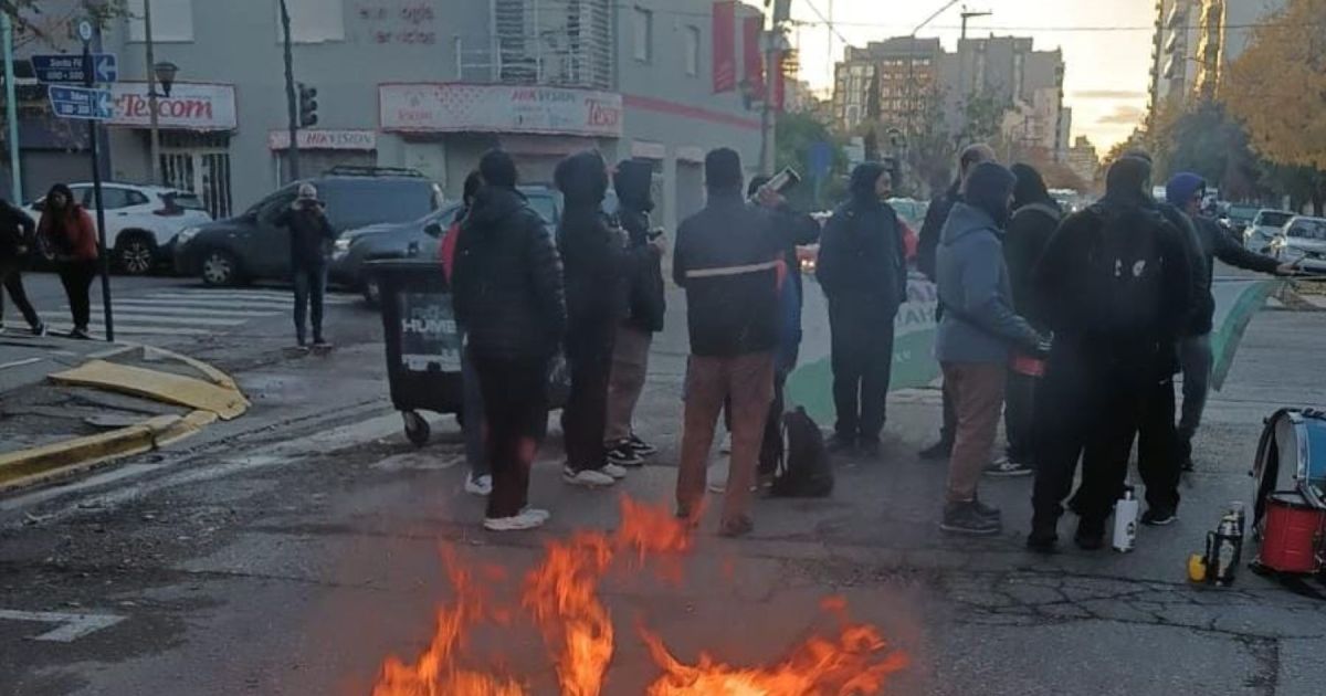 Levantaron El Corte En El Centro De Neuquén Quién Es El Centro De La
