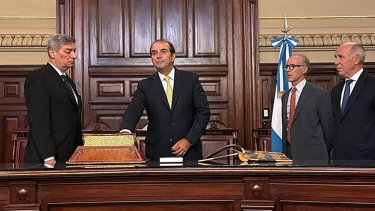 Lorenzetti en la toma de juramento de García-Mansilla. 