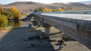 Nuevo atraso: Guillermo Francos actualizó la fecha para inaugurar el puente La Rinconada en Neuquén