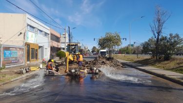 Barrios sin agua en Neuquén por rotura de un acueducto. Foto: Gentileza. 