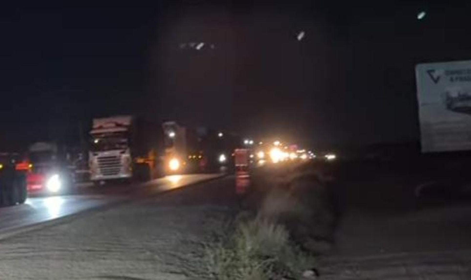 Choque fatal en la Ruta 7, en Añelo: una joven en terapia intensiva y ...