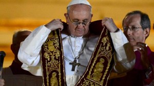 El último día del papa Francisco en Argentina: «Nos vemos a la vuelta», dijo cuando aún era el cardenal Bergoglio