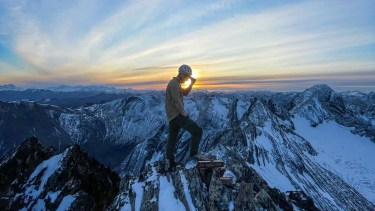 Jugaron un ajedrez con la montaña: e hicieron cumbre en la Pirámide del Martial de Ushuaia