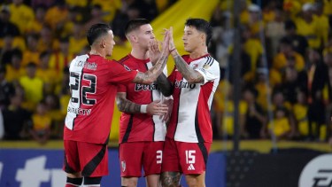 Sebastián Driussi estiró su racha goleadora y luego fue reemplazado por Borja en el entretiempo. Fotos: César Muñoz/API